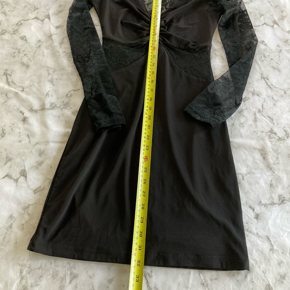 Black lace detail dress - Picture 6 of 9